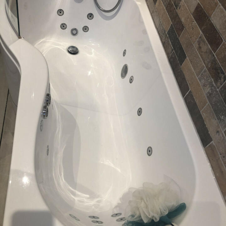 Luna Spas 5 star review on 21st May 2020
