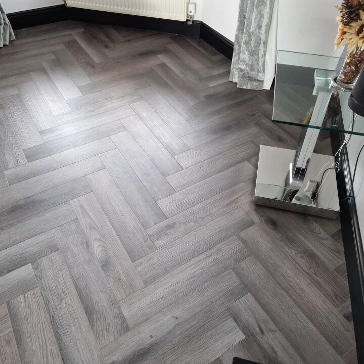Lumber King Flooring 5 star review on 30th April 2024