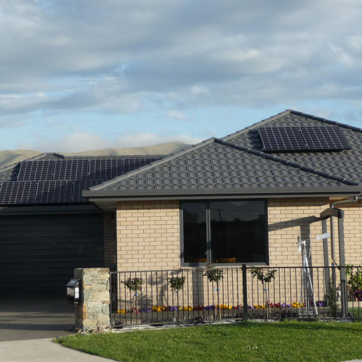 Harrisons Solar 4 star review on 9th January 2019