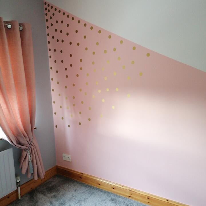 Quote My Wall 4 star review on 18th June 2020