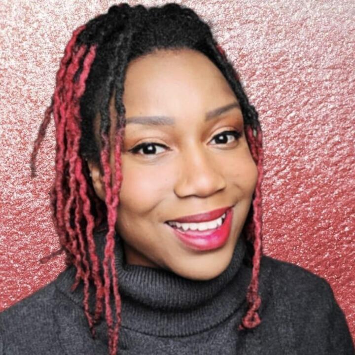 Sarah Mae Ives & The NoFluff Business Mentorship Reviews Read