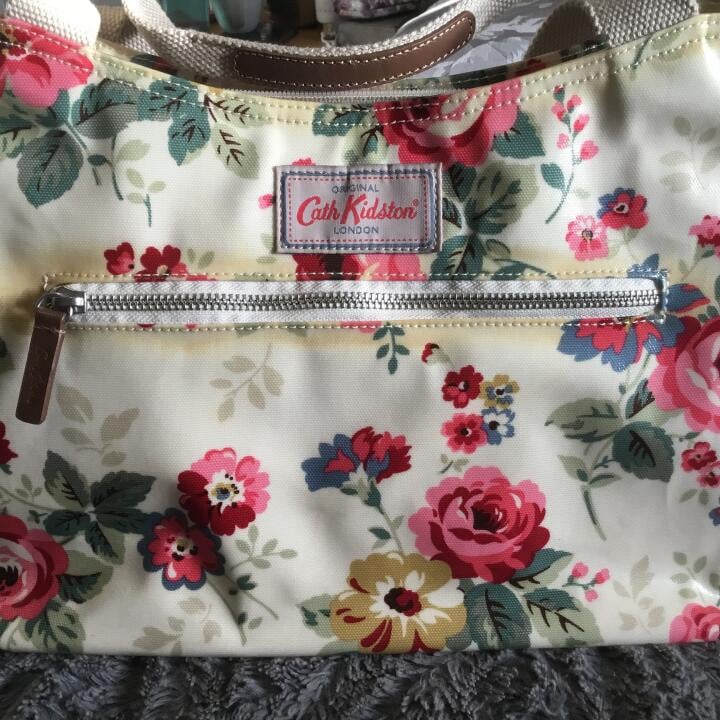 Cath kidston 2025 zipped handbag