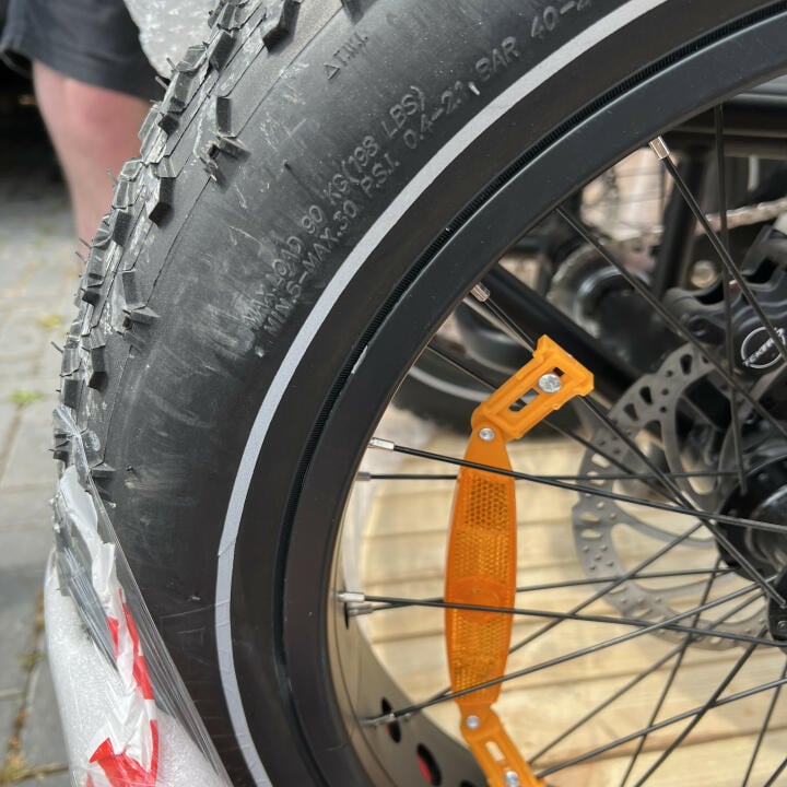 85KB 2001 null null null null null 3 2003 null eFT5 7hEfXlFkM