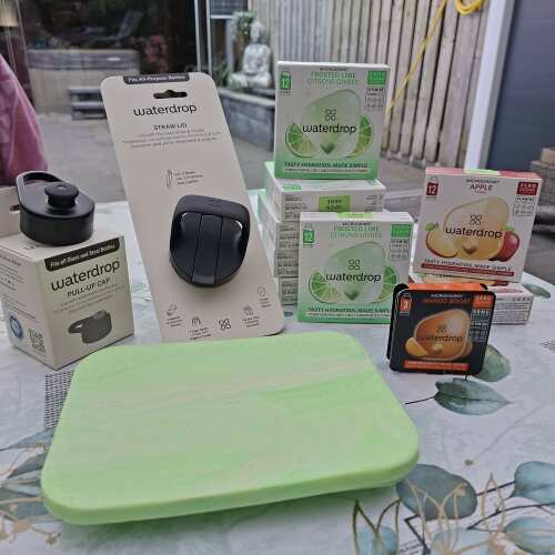 Bangp Extra grote siliconen vriesplaat met deksel, soephouder voor het invriezen, grote ijsblokjesvorm, voor 4 porties, perfect voor 1 kopje, het invriezen van soep, broei of sauzen (1, geel Bangp Extra grote siliconen vriesplaat met deksel, soephouder voor het invriezen, grote ijsblokjesvorm, voor 4 porties, perfect voor 1 kopje, het invriezen van soep, broei of sauzen (1, geel